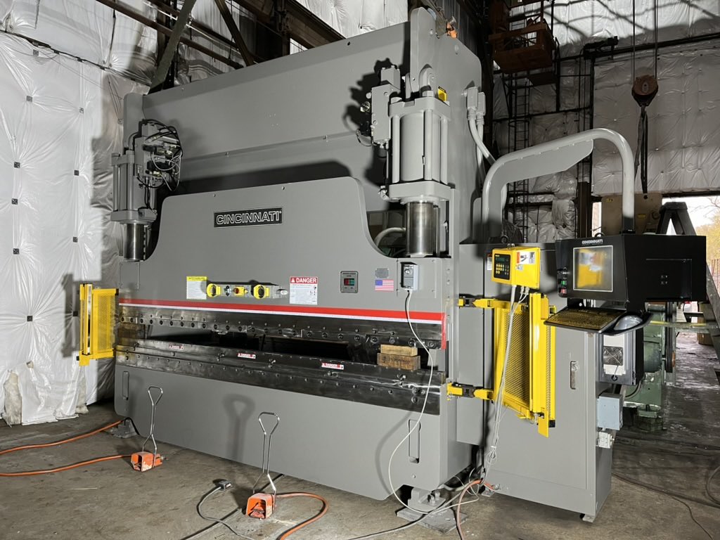 175 Ton X 12’ Cincinnati Model 175 AF10  Autoform CNC Hydraulic Press Brake